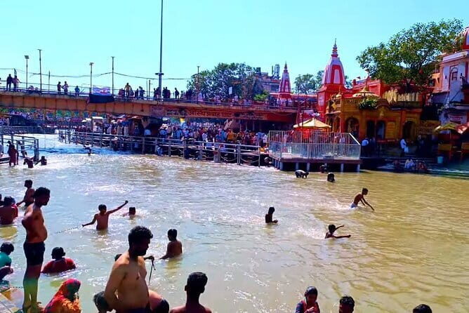 Guided Haridwar Walk with Ghats & Evening Ganga Aarti - Good To Know
