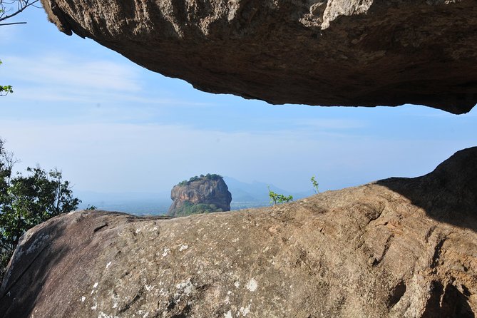 Guided Hike & Picnic With an Amazing View on Pidurangala Rock - What To Expect and Fitness Level
