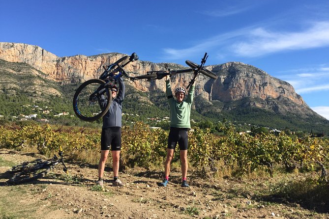 Guided Mountain Bike Route - "Pata Negra" Tour - Difficulty Level