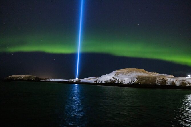 Guided Northern Lights by Boat in Reykjavik - Inclusions and Amenities Provided