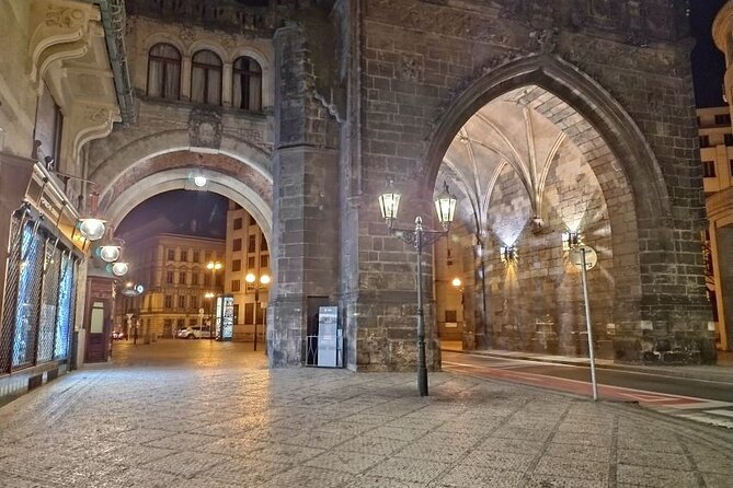 Guided Old Town & Jewish Quarter Walking Tour Prague (Tip-Based) - Pricing Details