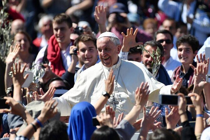 Guided Papal Audience Tour with privileged access - Good To Know