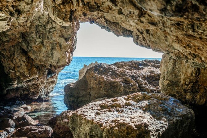 Guided Private Boat Excursion to Discover the Caves - Tour Highlights