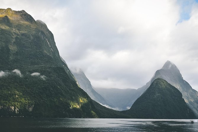 Guided Private Milford Sound Day Tour From Te Anau(Cruise Included) - Meeting and Pickup Information