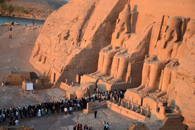 Guided Private Tour of Abu Simbel With Transportation - Good To Know
