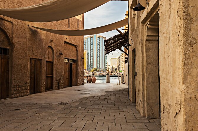 Guided Private Traditional Dubai Tour With Dubai Frame Entry Ticket - Booking and Pricing Information