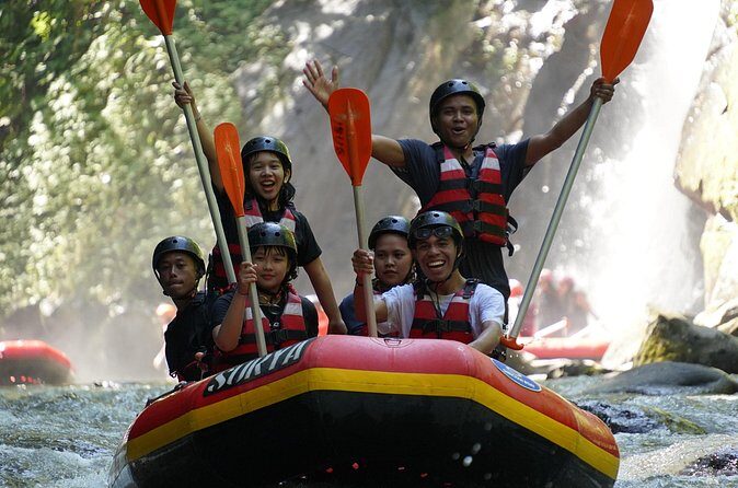 Guided Private Ubud White Water Rafting - FAQ