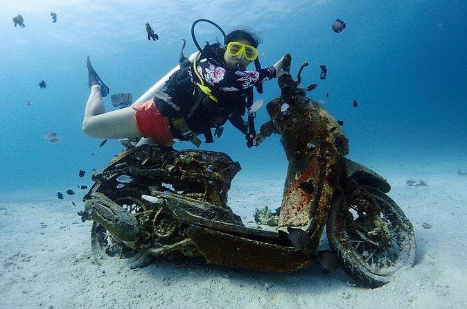 Guided Scuba Diving Day Activity at Racha Yai and Racha Noi - Who Should Consider This Tour?