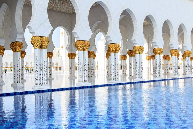 Guided Sheikh Zayed Mosque Half Day Tour in Abu Dhabi - Guided Tour Experience