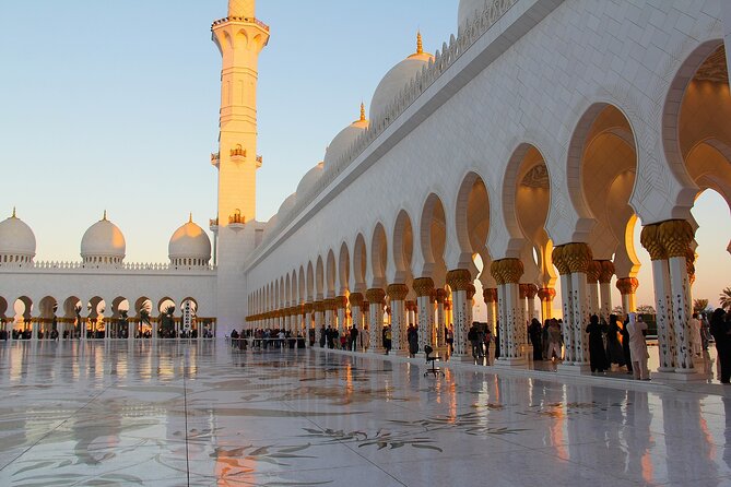 Guided Sheikh Zayed Mosque Half Day Tour in Abu Dhabi - Professionalism of Drivers