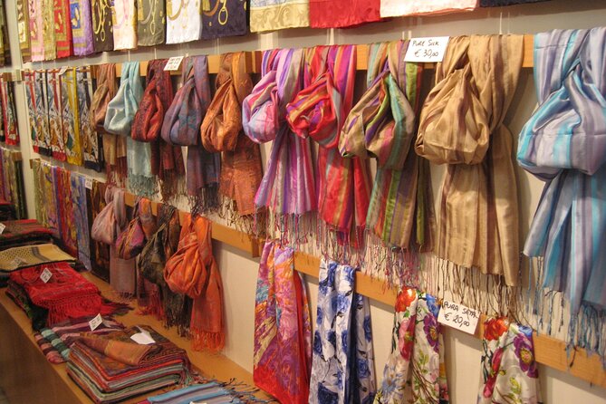 Guided Shopping in Florence - Upscale Merchants