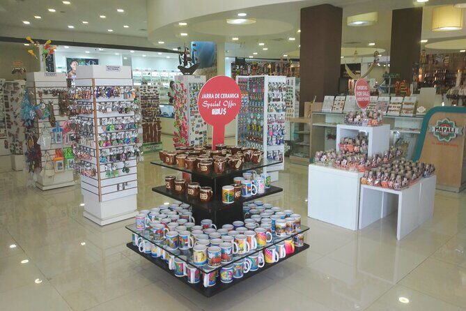 Guided Shopping Tour to Bella Mare Store (Cigars, Chocolate, Rum and Souvenirs) - What to Expect from the Tour