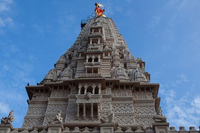 Guided Spiritual Tour in Mumbai - A Closer Look at the Mumbai Spiritual Tour