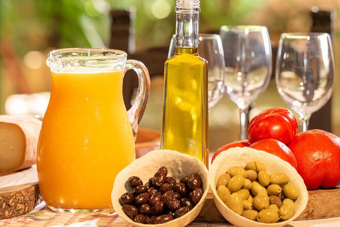 Guided Tasting Tour in 16th Century House and Olive Oil Factory - Sample Menu