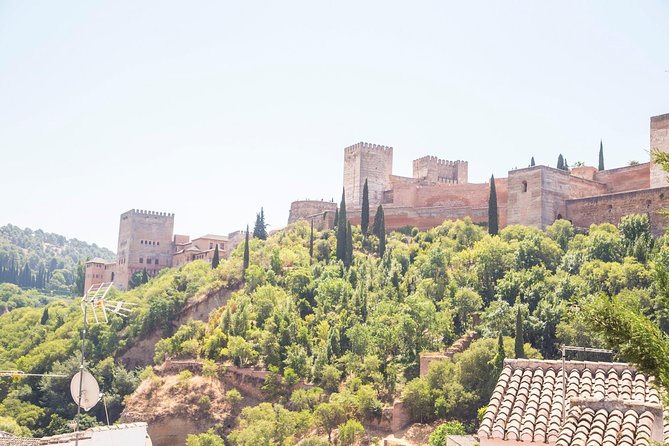 Guided Tour Albaicín and Sacromonte - Meeting and Pickup