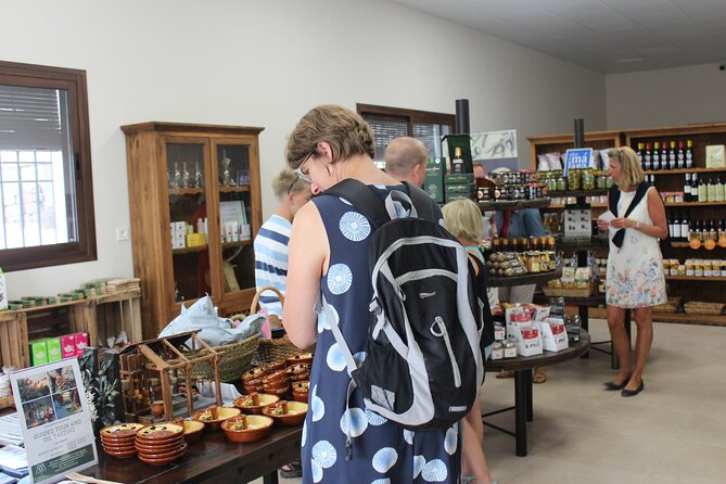 Guided Tour and Olive Oil Tasting in Alhaurin El Grande (Málaga) - Olive Oil Tasting Experience