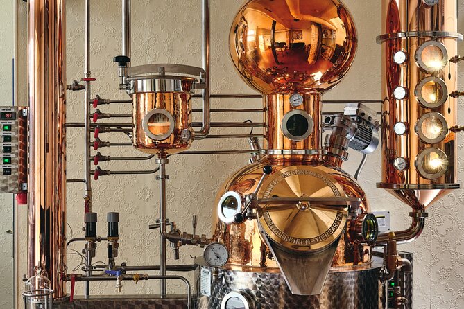 Guided Tour and Tasting at the Distillerie Baccae Paris - Distillery Tour Highlights