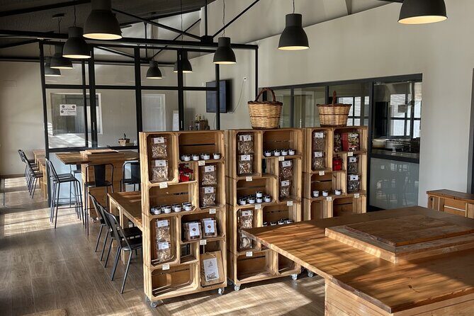 Guided tour and tasting in mushroom cultivation - What to Expect During the Tour