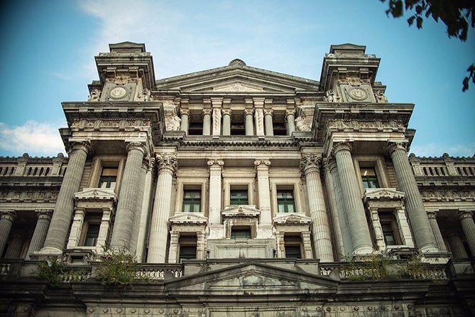 Guided Tour: Brussels, 1000 Years of Struggles - Charming Neighborhoods