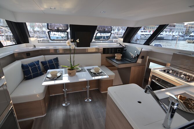 Guided Tour by Catamaran With Aperitif From Polignano a Mare - Reviews and Overall Rating