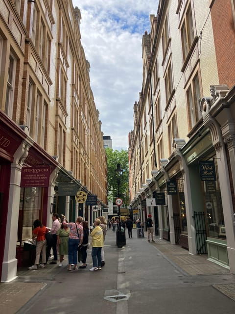 Guided Tour Harry Potter Full-Length Films in London - Tour Features