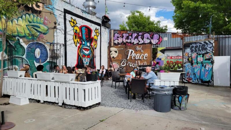 Guided tour in French of Brooklyn Bushwick and Williamsburg - Authentic Insights from Reviews