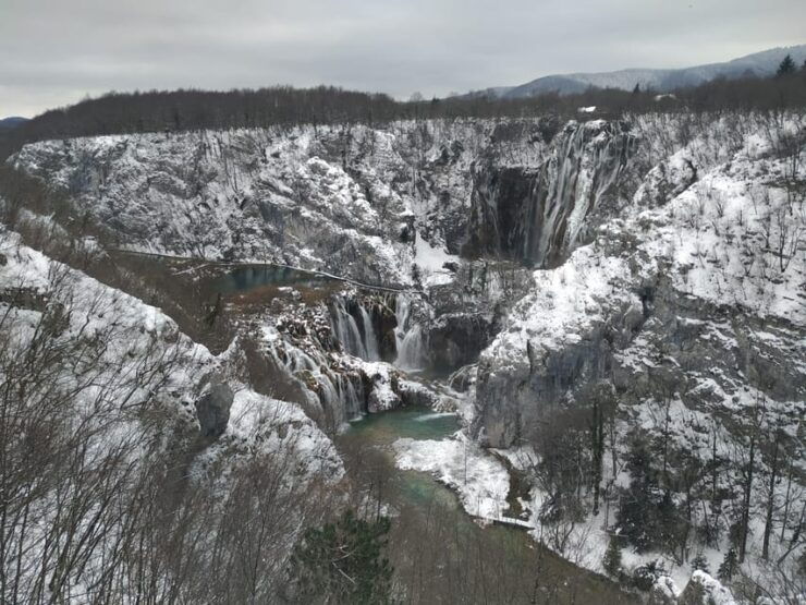 Guided Tour in National Park Plitvice Lakes With Boat Ride - Pricing and Duration
