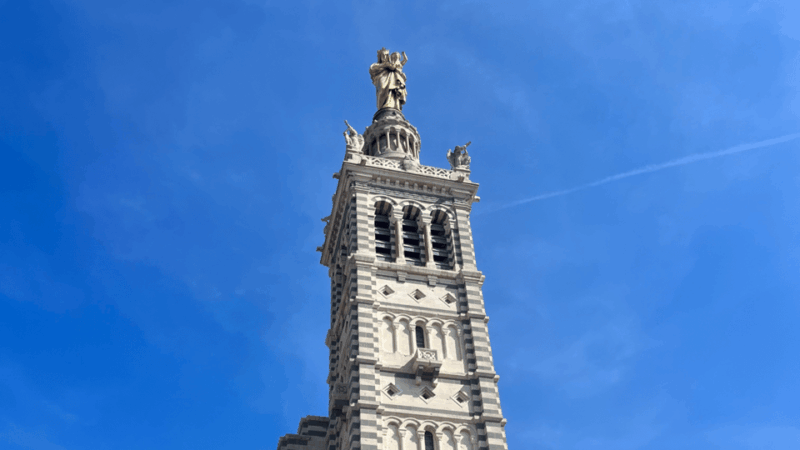 Guided Tour in the Heart of Marseille! - Pickup and Accessibility