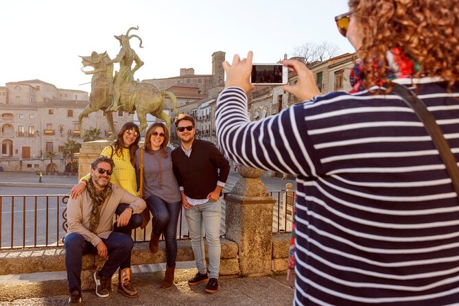 Guided Tour in Trujillo at Sunset 'The Sunset Collector' - Tour Highlights