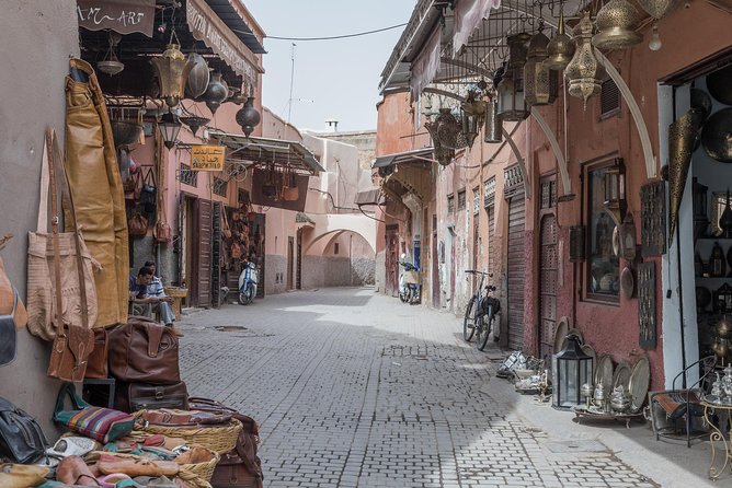Guided Tour Medina of Marrakech With Private Transport - Medina of Marrakech Highlights