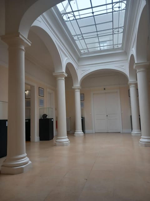 Guided Tour of a History Museum in a Villa 1900 - Historical Significance