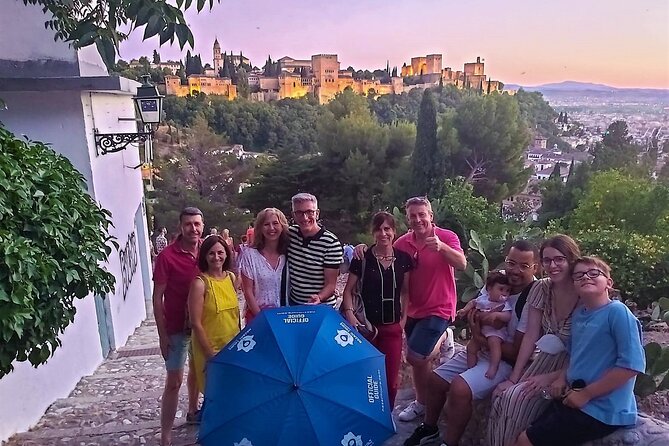Guided Tour of Albaicín, Sacromonte and Viewpoints - Overview