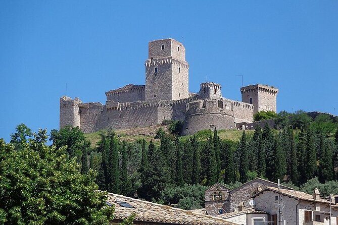 Guided Tour of Assisi. Francesco, Chiara and Carlo Acutis - Who Should Book This Tour?