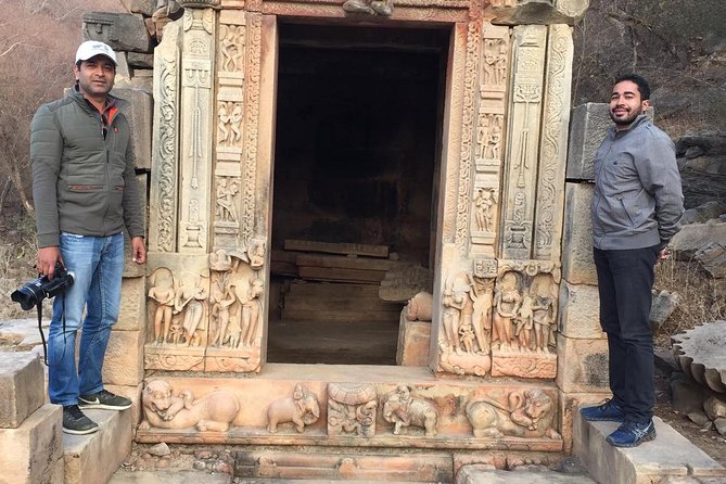 Guided Tour of Bateshwar Temples Morena - Temple Highlights