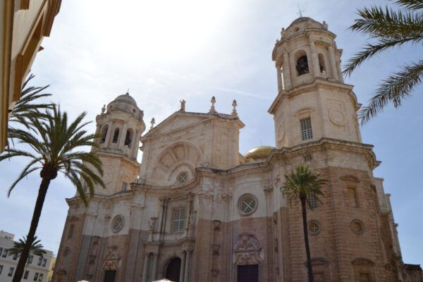 Guided Tour of Cádiz: Stories From the Hand of a Local Guide - The Sum Up