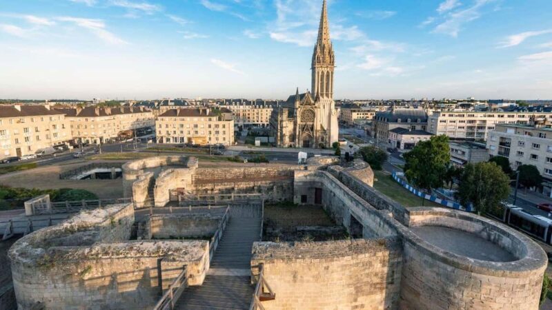 Guided tour of Caen Castle - Exploring Caen Castle in Detail
