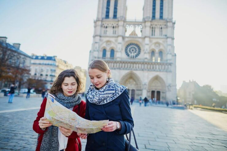 Guided Tour of Cite and Notre Dame + Sainte Chapelle Entry - Key Points