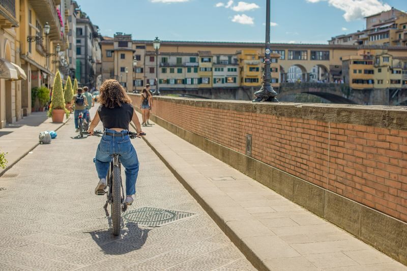 Guided tour of Florence by e-bike with gelato tasting - A quick way to get your bearings in Florence