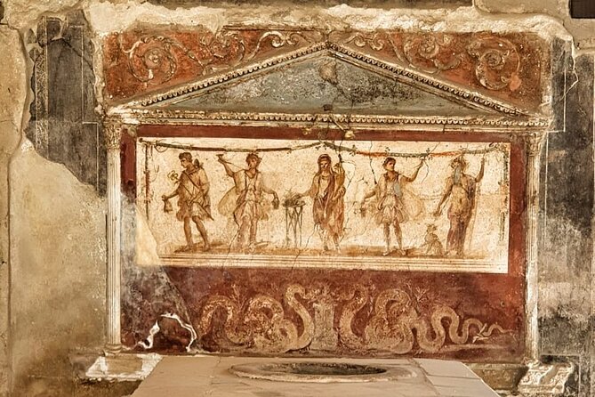 Guided Tour of Herculaneum With Lunch and Entrance Included - Transportation and Duration Details
