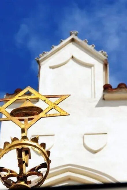 Guided Tour of Jewish Quarter - Meeting Point Details