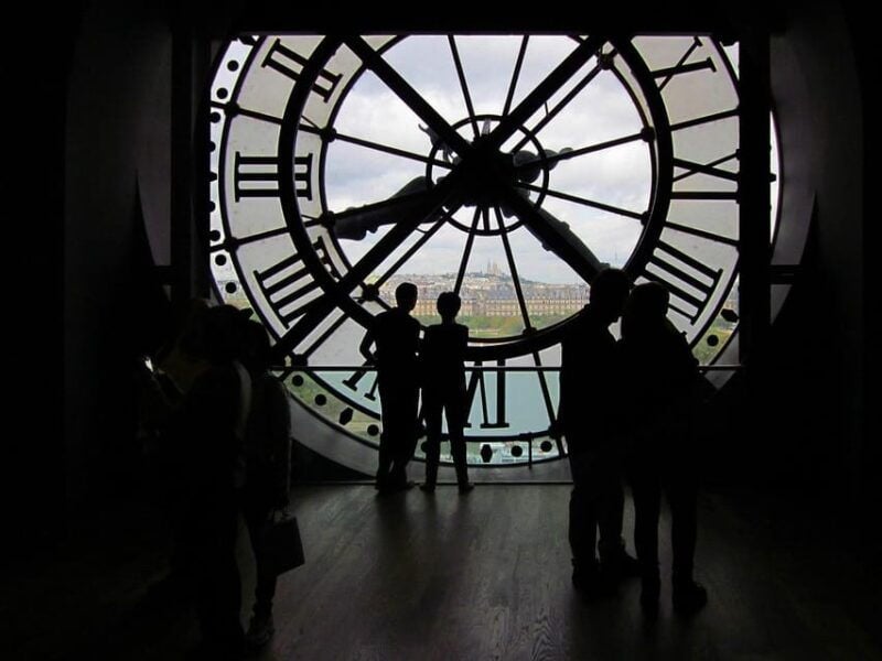 Guided Tour of Musée D'Orsay Masterpieces in Portuguese - Highlights of the Musée Dorsay