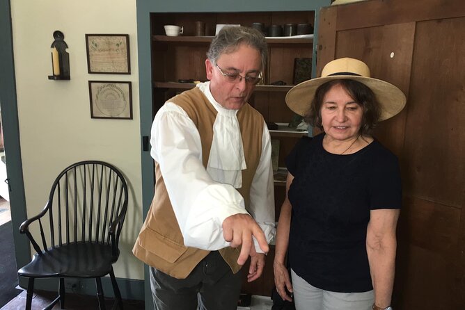 Guided Tour of the 1792 Johannes Mueller House - Positive Reviews and Recommendations