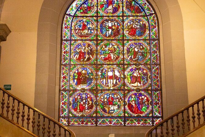 Guided tour of the Basilica of Guadalupe and Museum of Art - Starting Point: The Basilica of Our Lady of Guadalupe