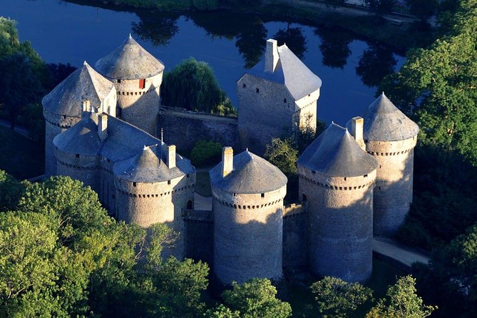 Guided Tour of the Castle - Interactive Activities for Visitors