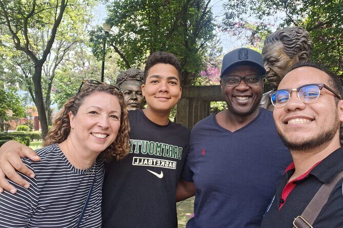 Guided tour of the Coyoacán neighborhood and the Leon Trotsky museum - Who Will Love This Tour?  