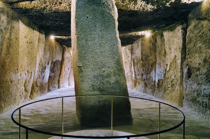 Guided Tour of the Dolmens and El Torcal - Meeting and Pickup