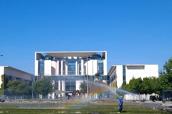 Guided Tour of the Government District to the Reichstag - Meeting Point and End Point Details