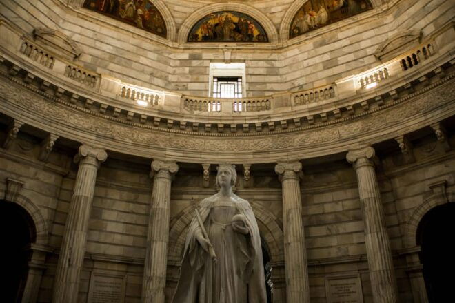 Guided Tour of the Pantheon With Priority Entrance - Frequently Asked Questions