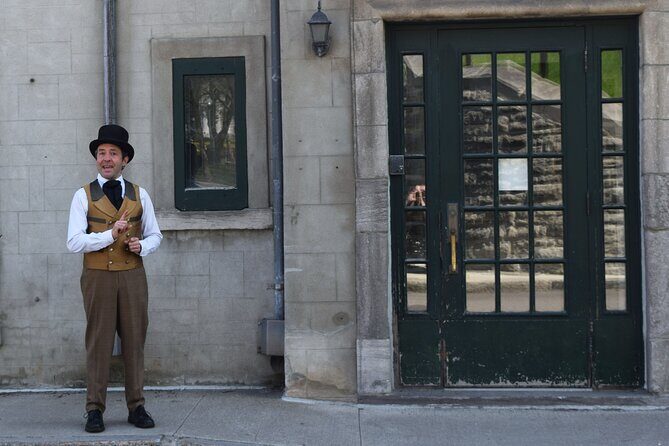 Guided Tour of the Quebec Garrison Club - A Closer Look at the Experience  