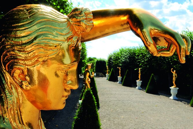 Guided Tour of the Royal Herrenhausen Gardens - Price